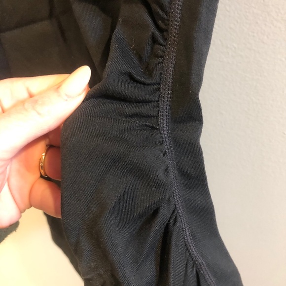 Gap Fit black racer back tank top - Picture 2 of 6